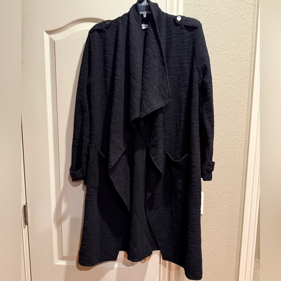 BB Dakota by Steve Madden black Revolution Drapy Boucle trench coat - Picture 2 of 4